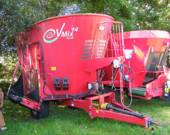 Used BVL V-mix 14-15 Diet Feeder