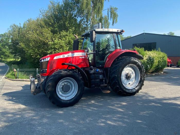 Used Massey Ferguson 7720 tractor
