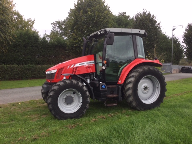 Used Massey Ferguson 5712SL tractor
