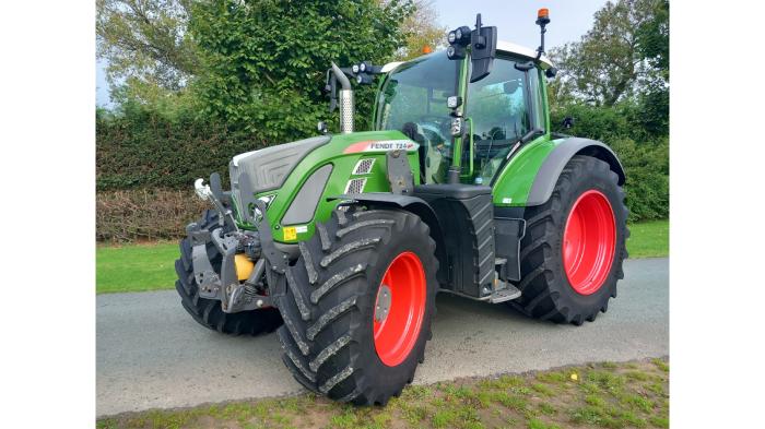 Used Fendt 724 Profi Plus tractor