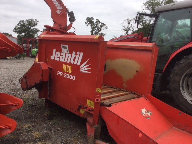 Used Jeantil PR2000 mounted straw chopper