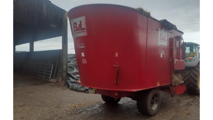 Used BVL V-Mix 20 H2S diet feeder