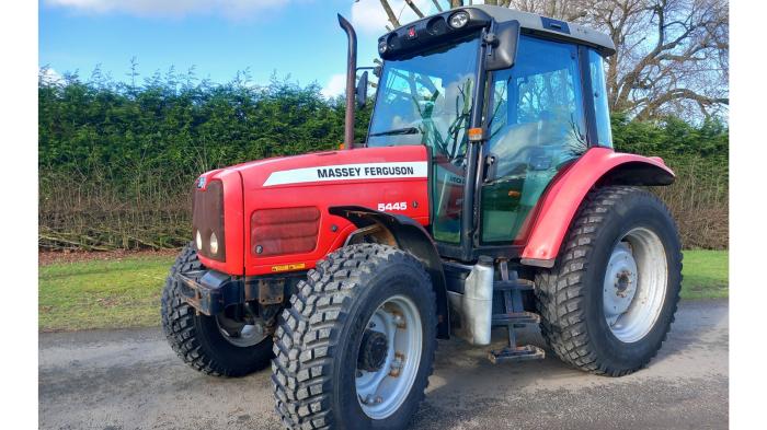 Used Massey Ferguson 5445 tractor