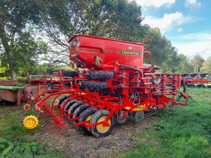 Used Vaderstad Rapid A400S drill
