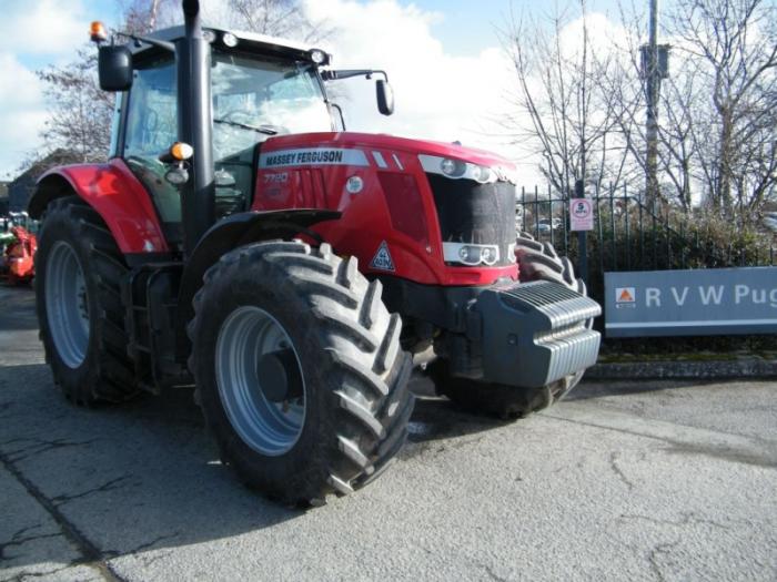 Used Massey Ferguson 7720 Tractor