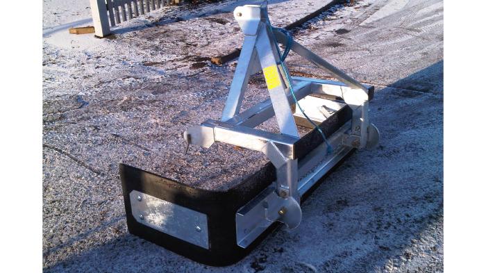 New Foster yard scraper