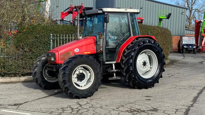 Used Massey Ferguson 4255 tractor