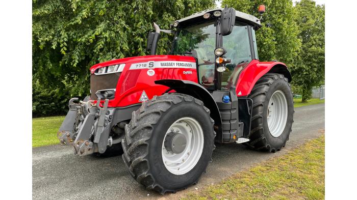 Used Massey Ferguson 7718S Dyna 6 Efficient tractor