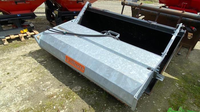 Used Albutt AB-76 bucket brush