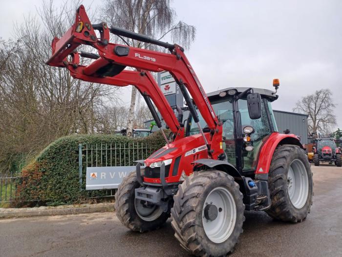 Used Massey Ferguson 5713S Tractor