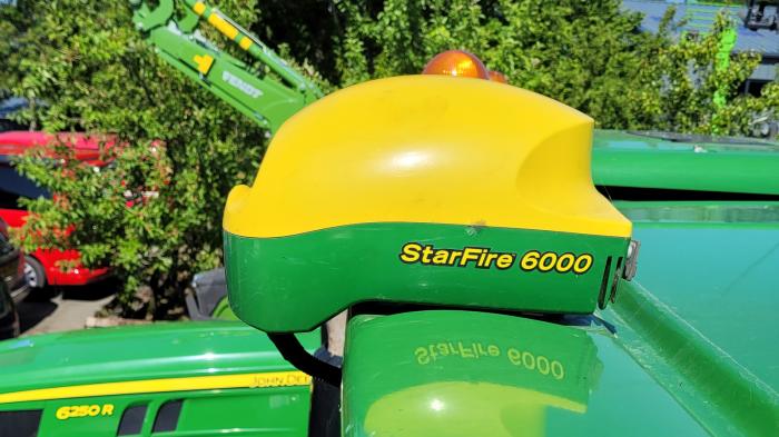 Used John Deere Guidance Receiver