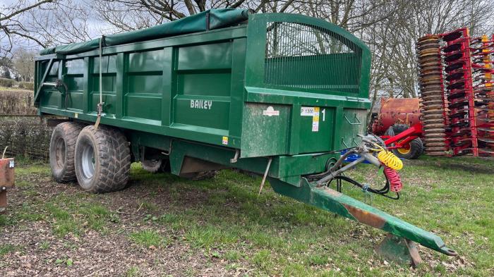 Used Bailey 16 ton root trailer