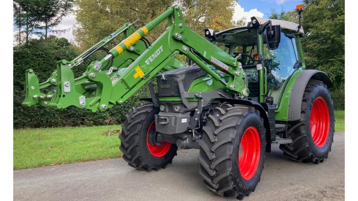 New Fendt 211S Tractor