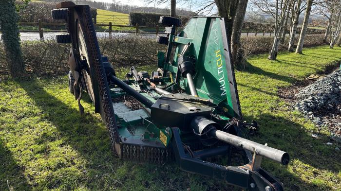 Used Spearhead 460R trailed topper