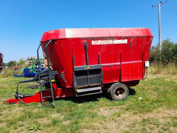 Used JF Stoll feeder wagon