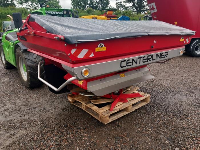 Used Teagle Tulip centreliner SX2.5 fertiliser spreader