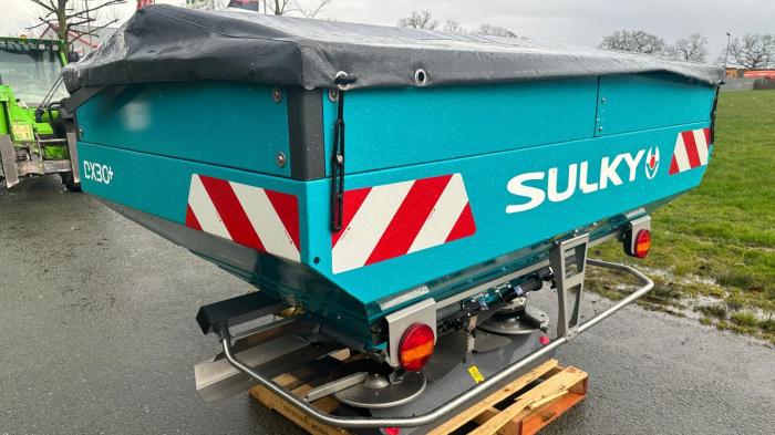 Used Sulky DX30+ fertiliser spreader