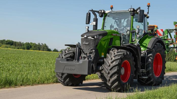 New Fendt 722 Vario Gen7.1 tractor